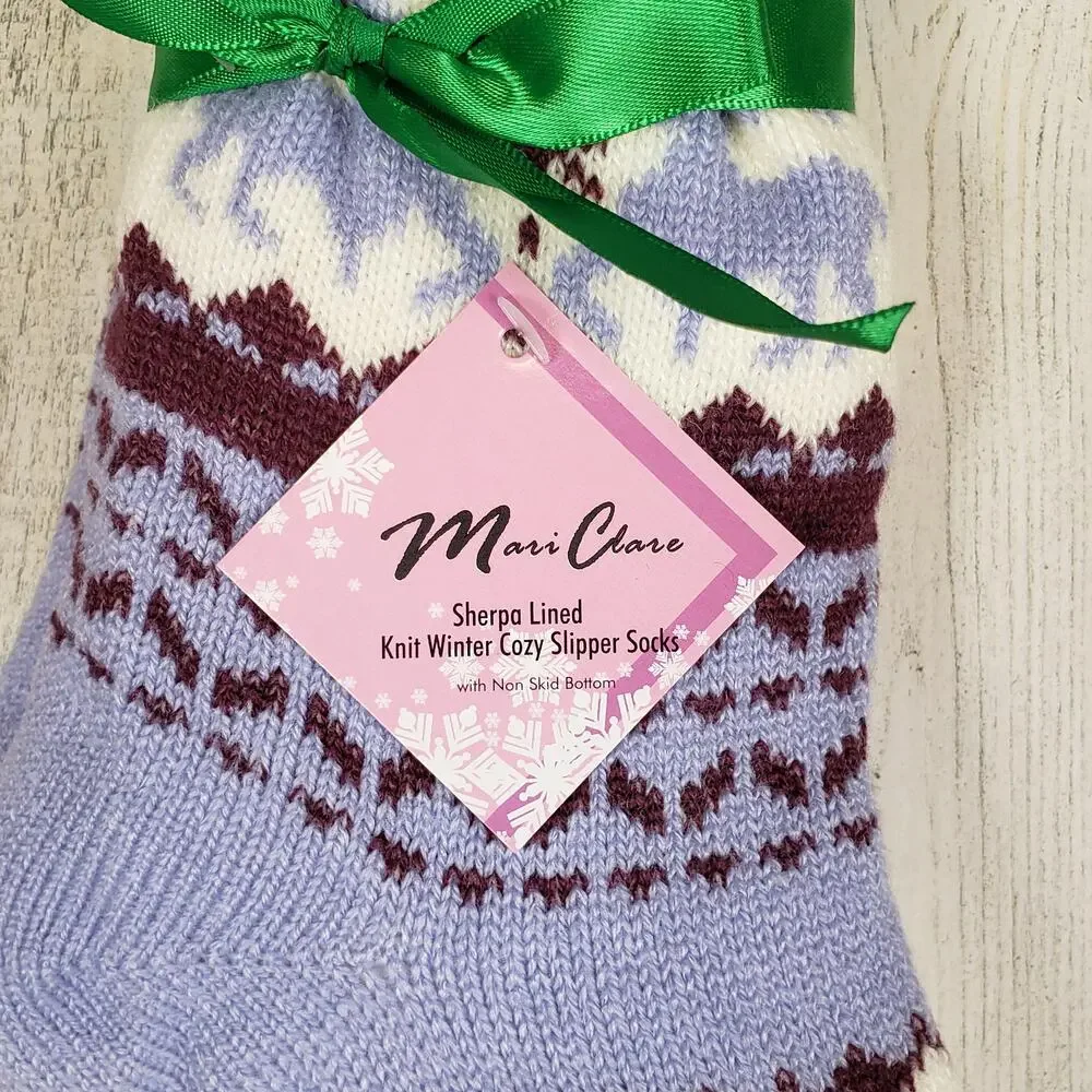 NWT Mari Clare Sherpa Lined Knit Winter Reindeer Design No-Slip Slipper Socks